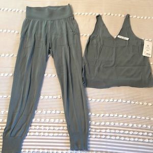 Athleta Daydream Sweater Sleep Tank & Joggers - Size XS/S